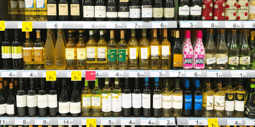 Waarom is wijn in de supermarkt zo goedkoop?